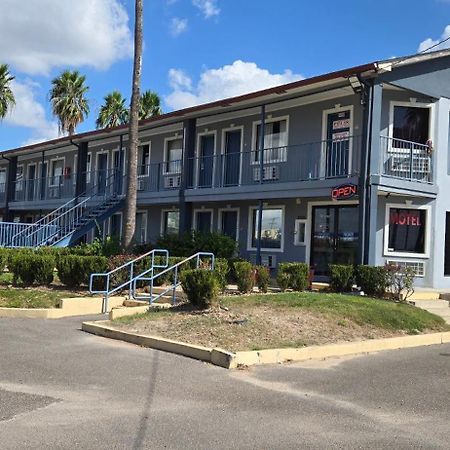 Deluxe Inn Airport McAllen Exterior foto